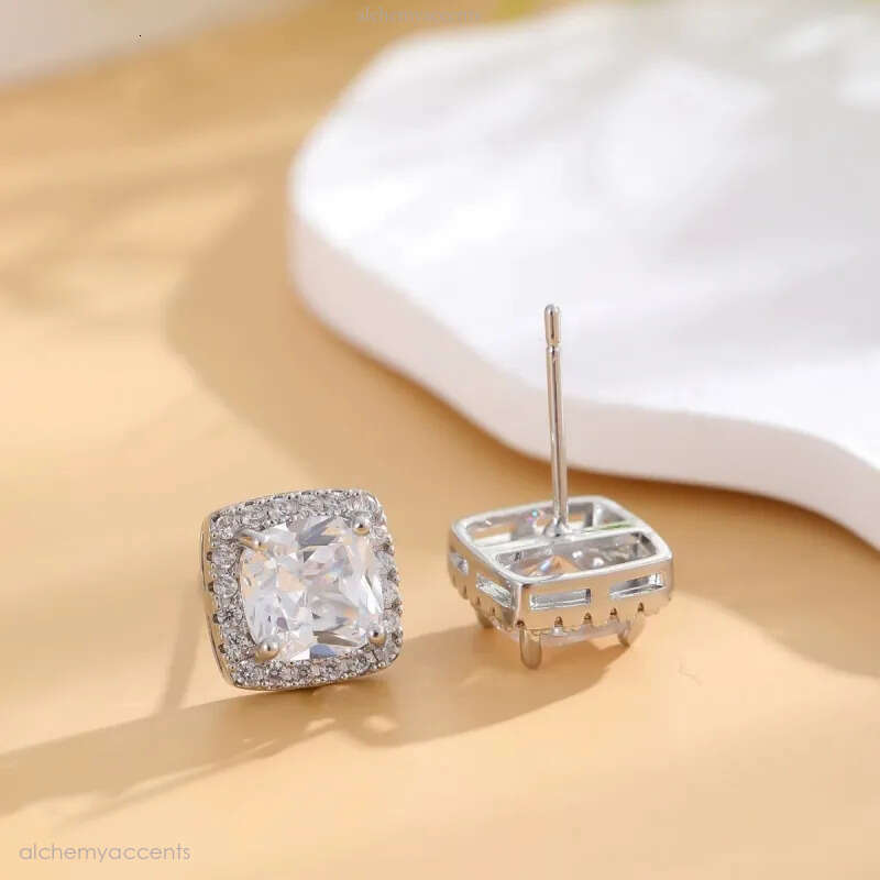 Moissanite for women simple romantic heart earring womens dainty fashionable gold sier color woman stud earrings delicate valentine's day dd0120