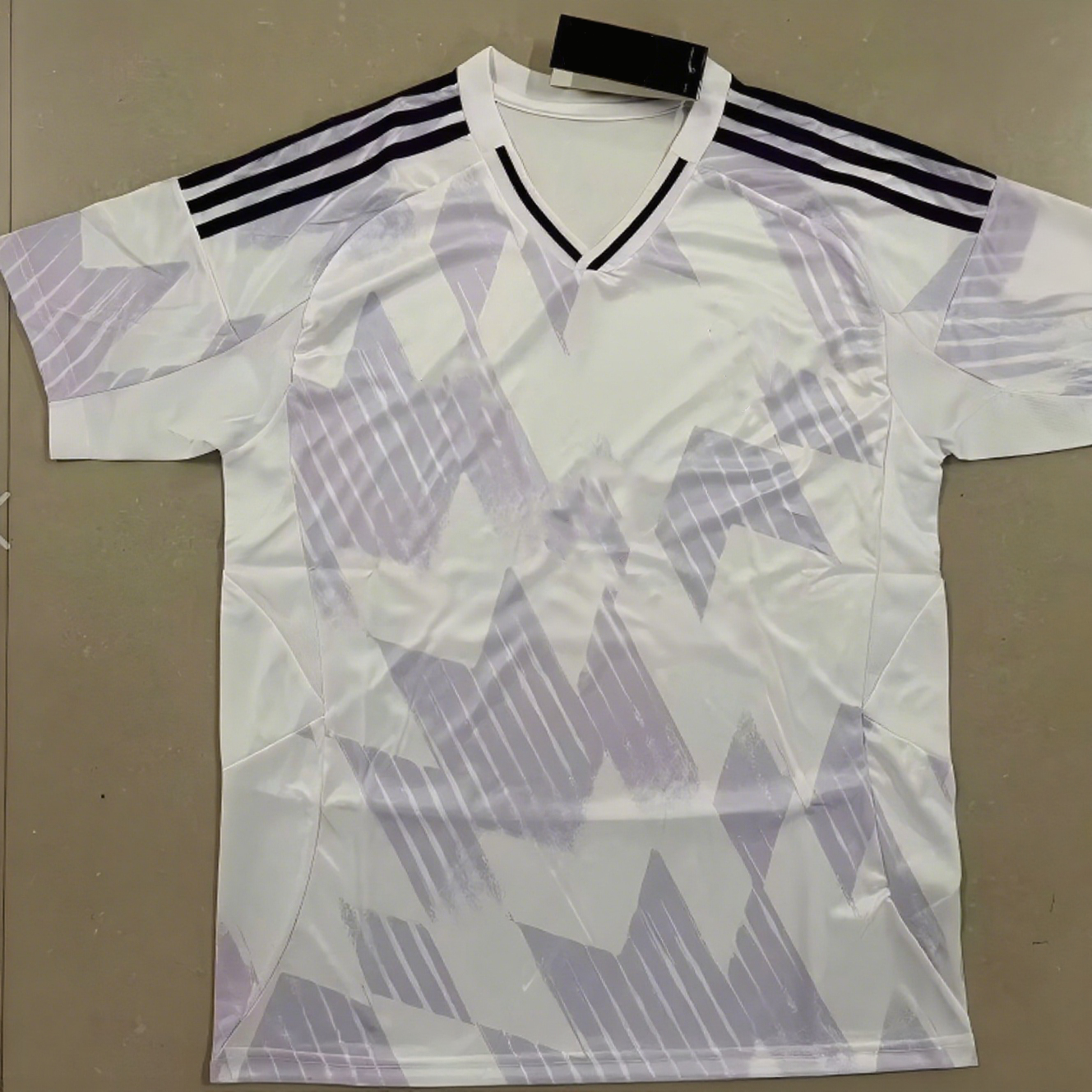 Adult & Youth Soccer Jerseys - Quick-Dry Fabric, Custom Name/Number, Bulk Orders, Multiple Sizes for Teams & Fans - YC006