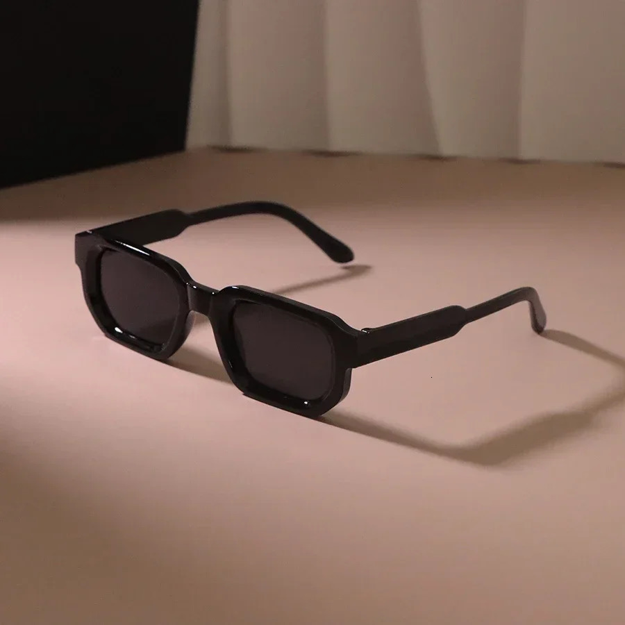 Rectangle Sunglasses Women Men er Casual Sun Glasses Female Male Plastic Personality Outdoor Eyewear 250902