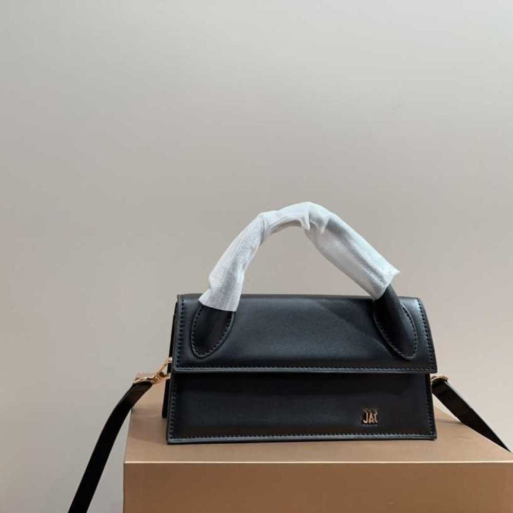 Top Designer Bag Evening Bags 2025 New Women Bags 5A Le Vintage Fashion Handbags Jaquemuses Bag Underarm Frosted Suede One Shoulder Bag Handheld Wallet Crossbody bag