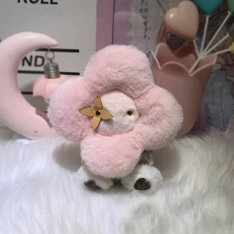 keychain suower plush pendant doll backpack chain car keychain for men and women mini bag keychain