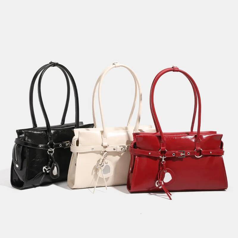 Luxury Handbag Red Square Underarm Bag For Women Designer Large Capacity Fashion Handbag With Belt Buckle Shoulder Purse Handbag BagVoyage