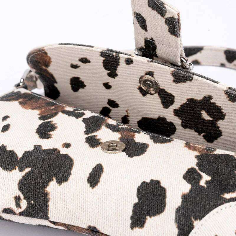 2025Fashion French Ladies Asymmetric Canvas Underarm Women Vintage Pu Leather Shoulder Bag Multifunctional