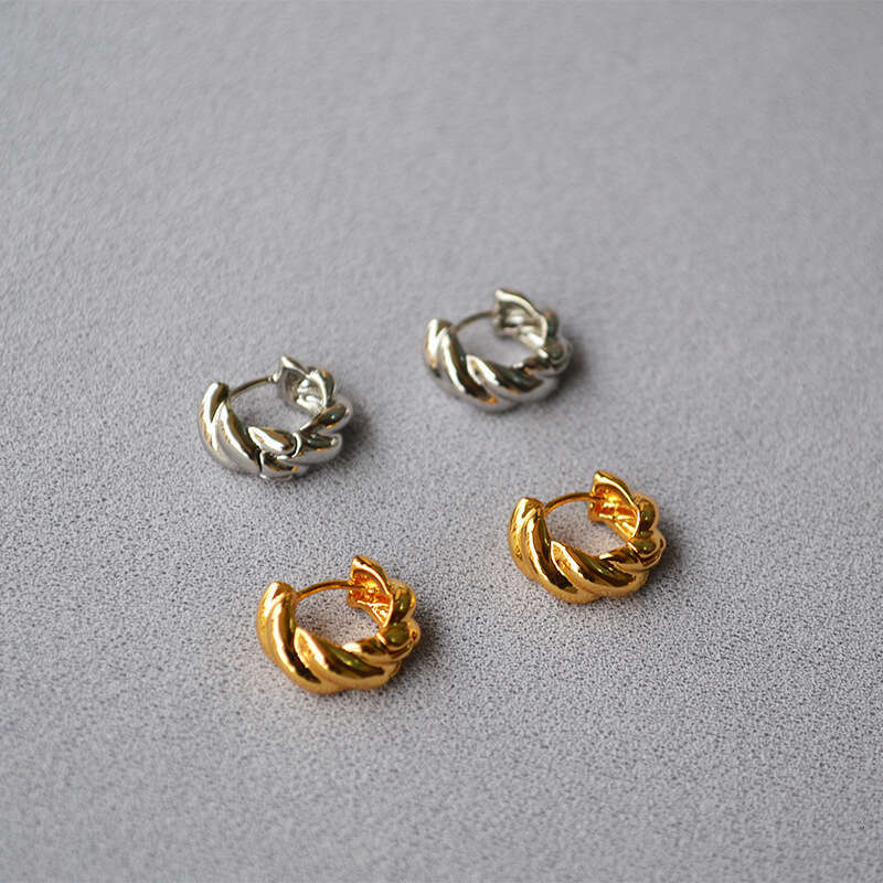 DHpet 2025 New Trendy Croissant Twist Brass Earrings for Women - Gold/Rose Gold Plated, Ins-Style Geometric Design, Creative Ear Clips, Anti-Tarnish