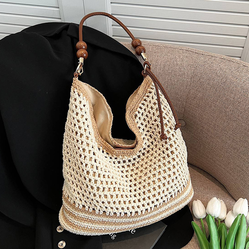 2055 autumn new hollow design woven handbag atmospheric fashion niche design casual large capacity women's vacation designer shoulder bag