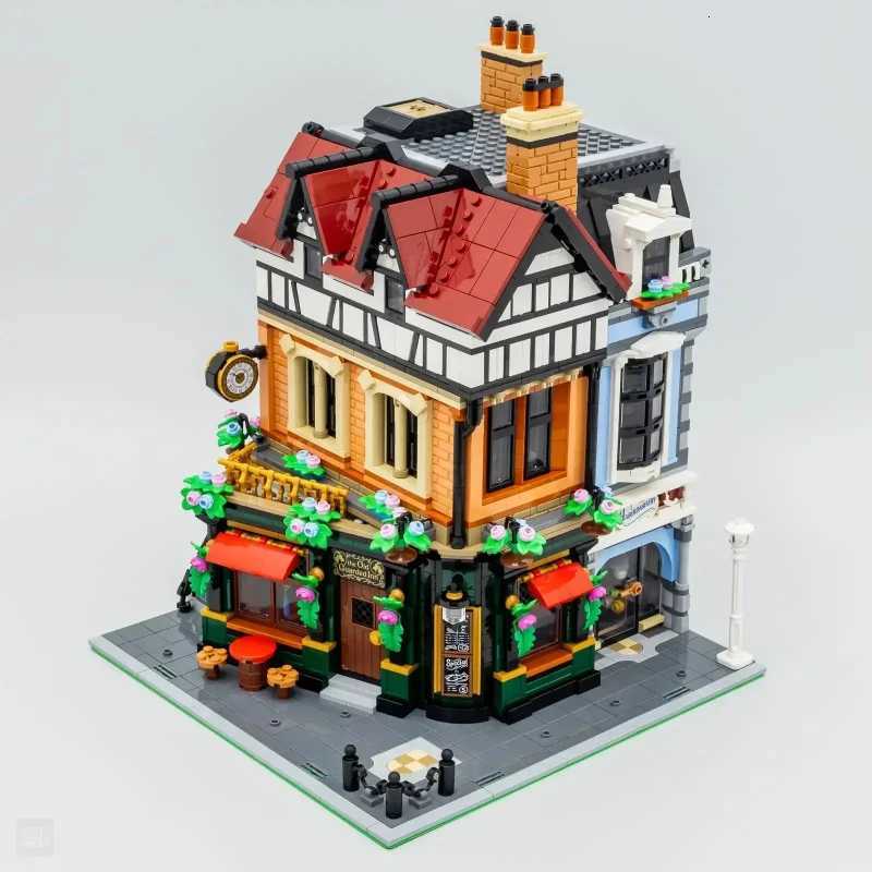 2025 NEW Tudor Corner Modular Building Blocks Creative Expert Street Views Bricks Toy for Kids Adult Christmas Gifts 3266pcsXJ250903