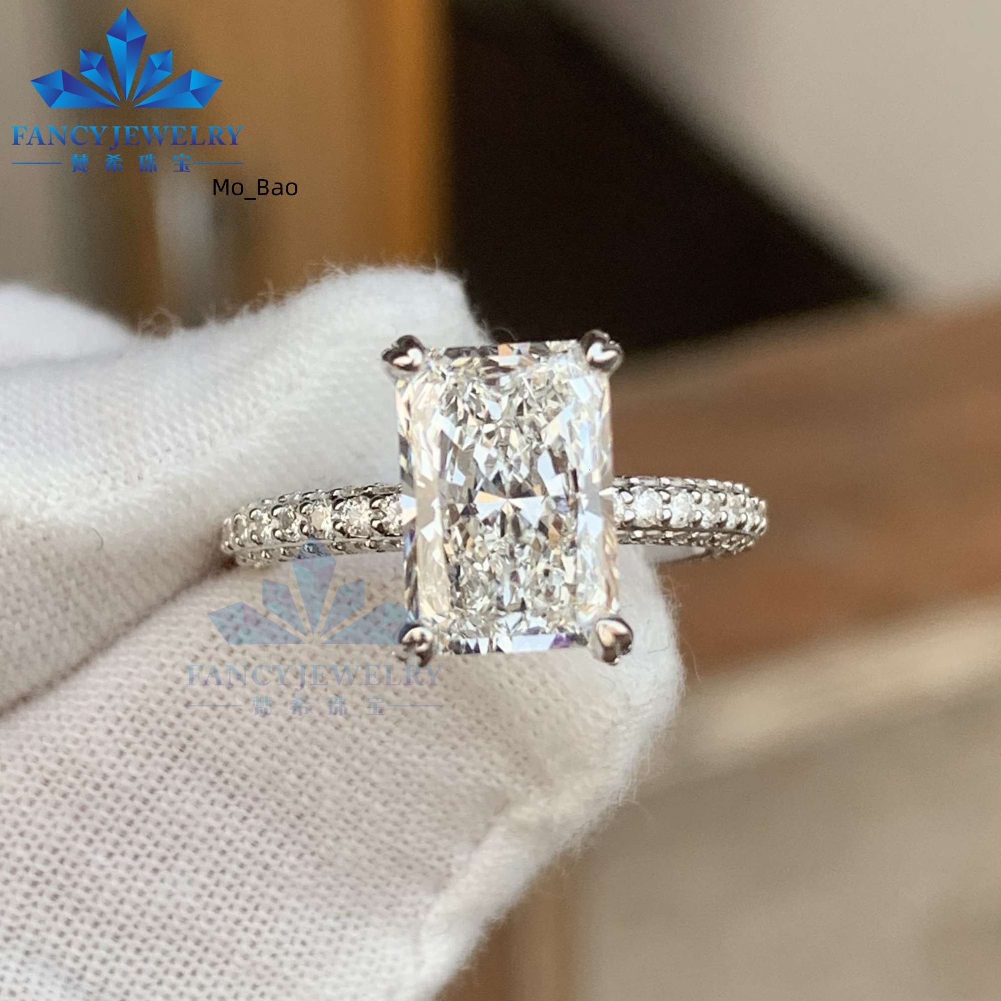 Luxurious Pave Lab Diamonds Jewelry Ring 18k White Gold IGI Vvs Women Engagement Rings Lab Grown Diamond Ring with Hidden Halo