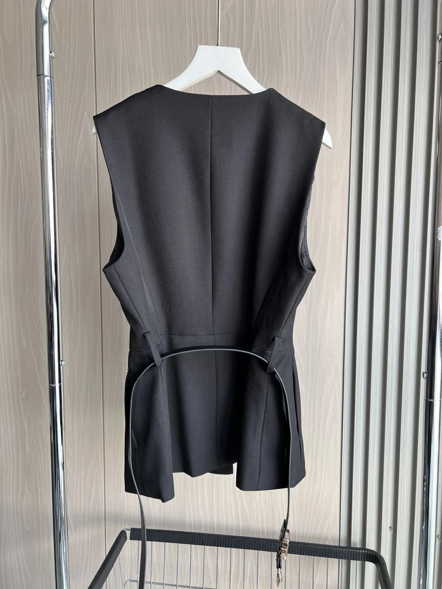 Long Belted Waistcoat Traf FallWinter Arrival Fashionable Round Neck Sleeveless Vest Top for Women 9300525 250903