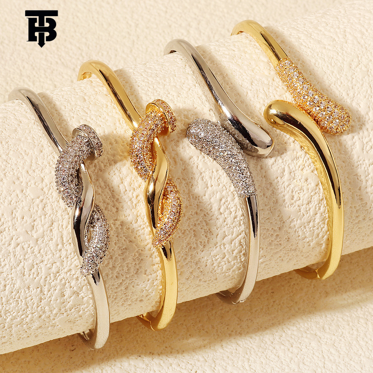 TB BHULAMTE Designer Women's Fashion Buckle Bracelet Micro-inlaid Full Diamond Design Sense Women's Wristband Popular And Best-selling Niche