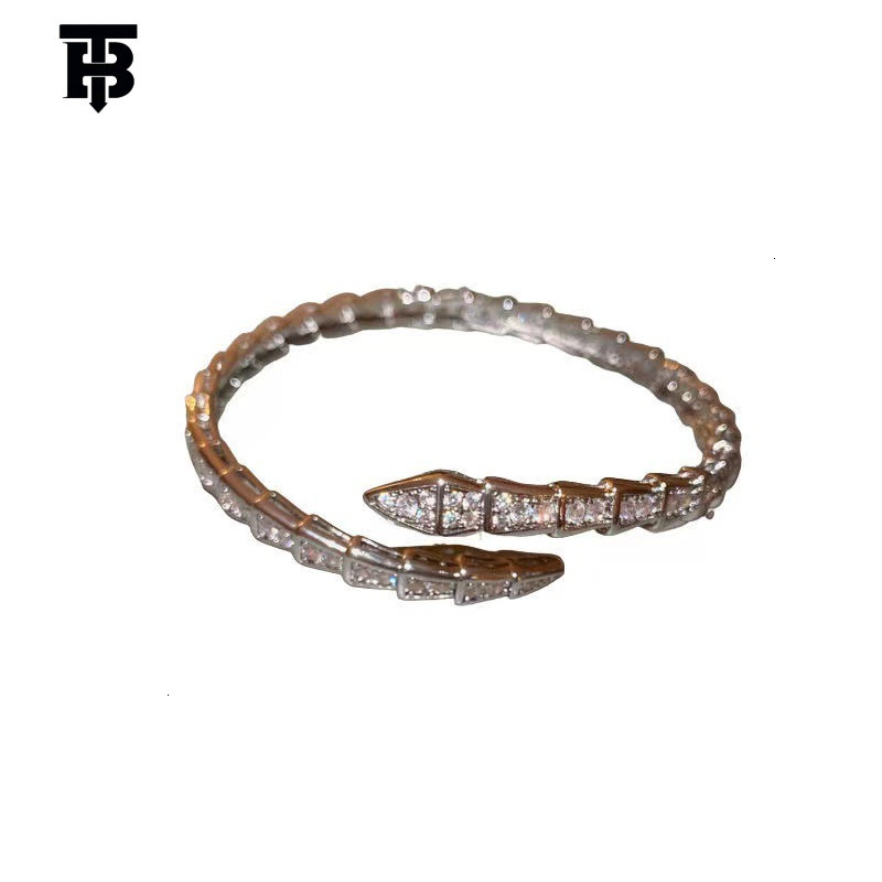 TB BHULAMTE A Designer, Presents An Outdoor Fashion Couple's Bracelet Set With All Diamonds It Is Simple Yet Exquisite Snake-shaped Jewelry