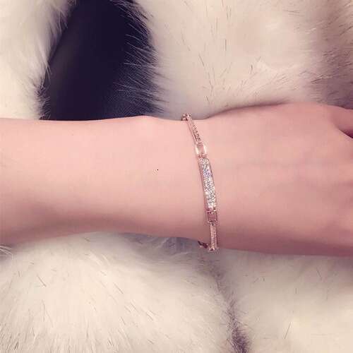 2025 Spring-Summer Korean-Style Bracelet - Alloy Gold-Plated, Crystal-Embellished, Geometric Line Design, Kabiya Brand, Fashion OL Jewelry for Women (