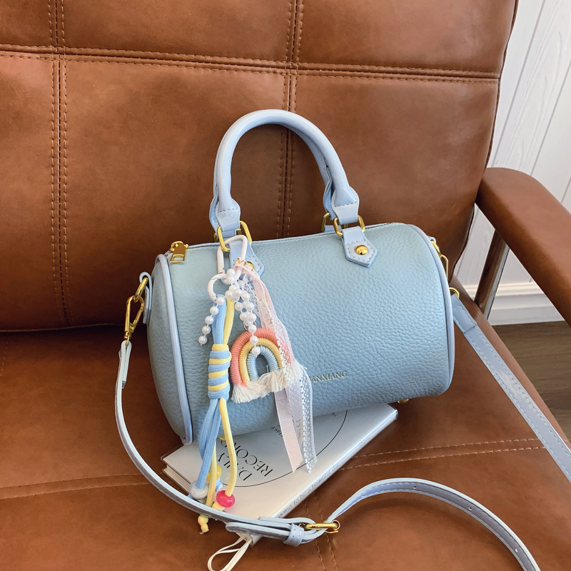Free delivery designer bags Large capacity tote bag women retro armpit bag commuting handbag shoulder bag Heavy-duty