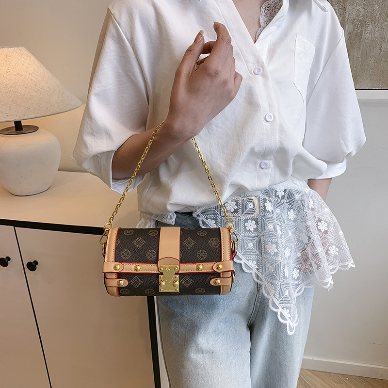Bags for women 2025 new fashion chain bag versatile temperament shoulder messenger bag high-end rivet women's bag
