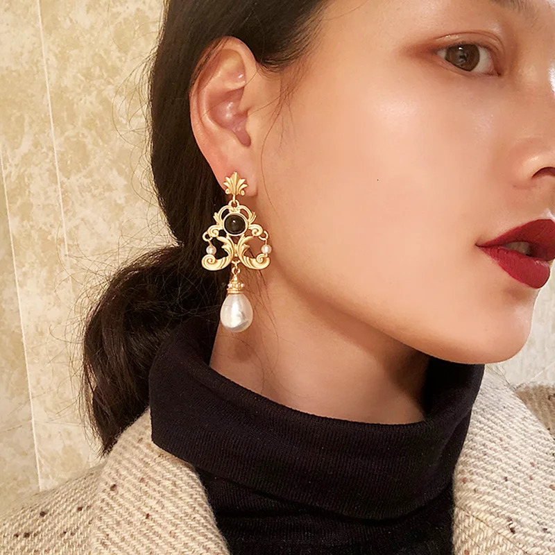 Retro Baroque Bride Earring For Women Euramerican Vintage Pop Pearl Earrings 250902