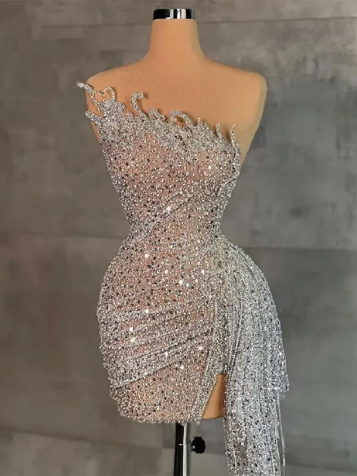 Chic Sheath Ivory Cocktail Dress Strapless Sequined Illusion Sparkling Short Mini Graduation Homecoming Dresses For Special Occasions Sweetheart Gowns