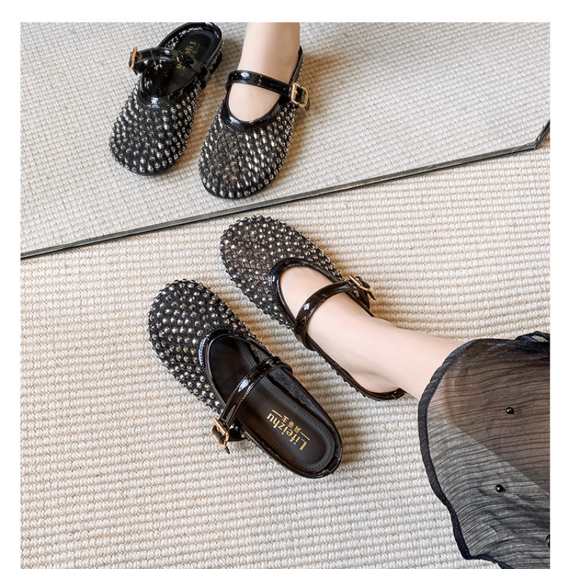 Glamorous Ladies' Beach Sandals Featuring Semi-Diamond Design - Versatile Casual Slip-Ons