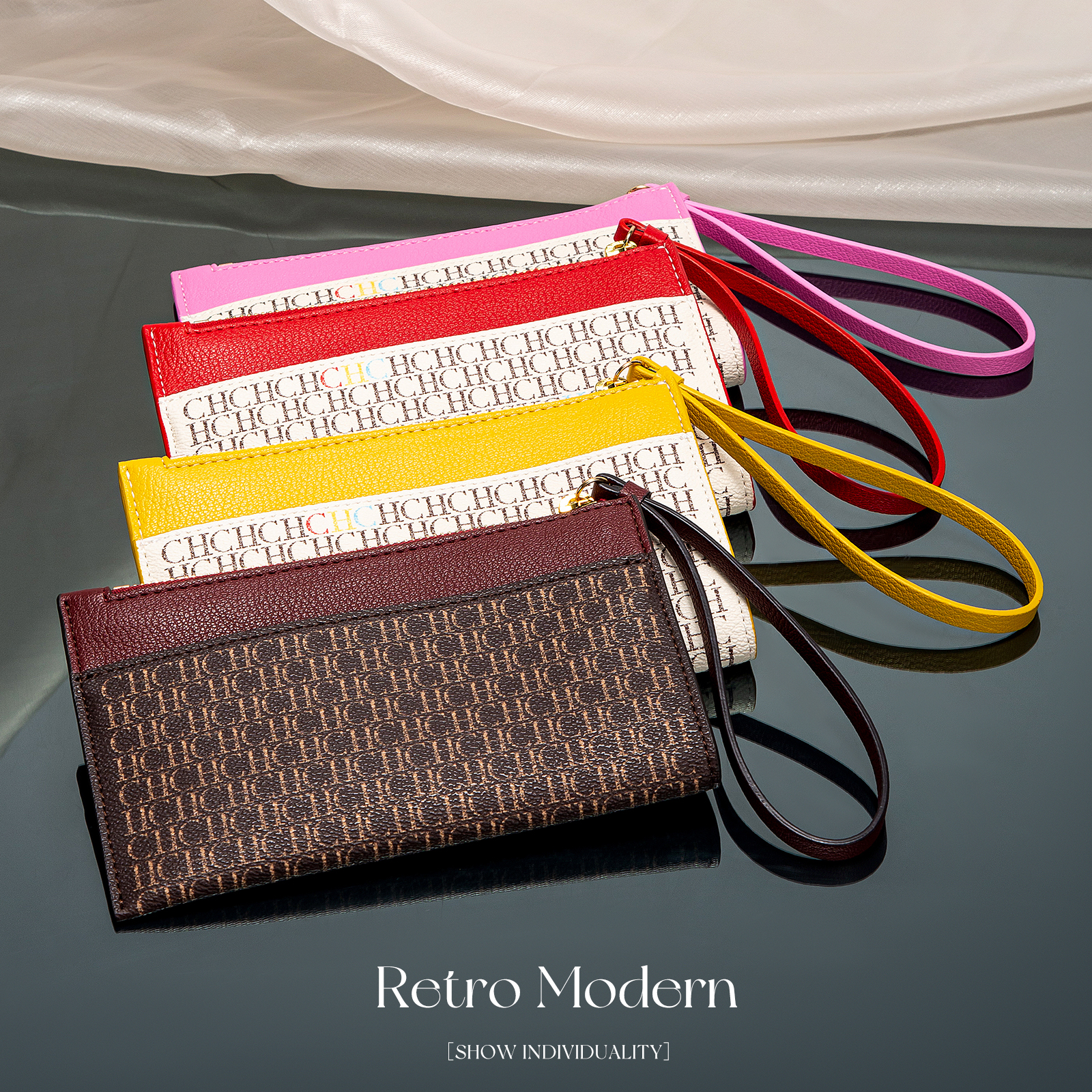 CHCH Retro Classic Fashion Season New Women's Clutch Bag Letter Print Design Portable Style Simple Versatile