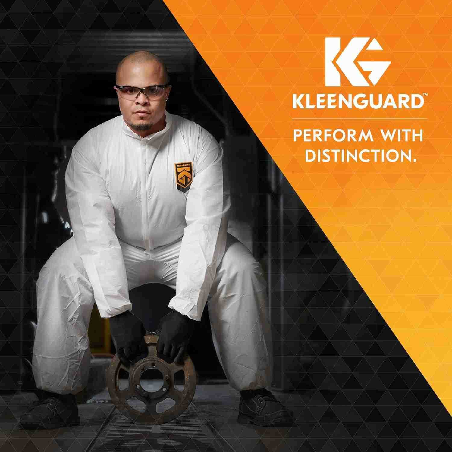 Kleenguard V30 Nemesis Polarized Safety Glasses 56568 Smoke Grey Lenses Gunmetal Frame Carrying Case Unisex Sunglasses for Men and WomenW250903