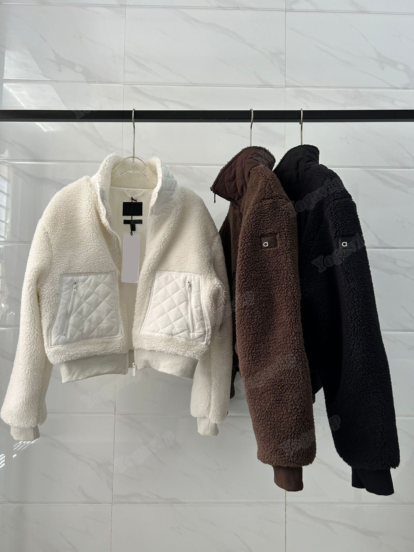 New designer womens Autumn and winter lamb wool stand up collar splicing zipper thickened warm and loose casual zipper jacket top sports jacket