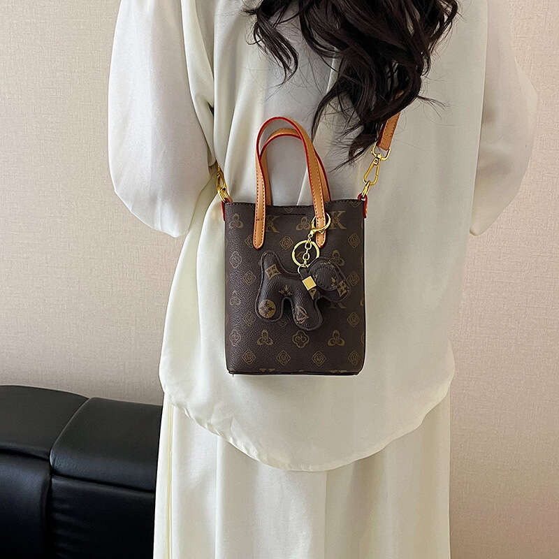 Designer Mini Crossbody Bags Fashion Small for Women 2025 New Letter Printed Phone Lightweight Ladies Brown Shoulder Crossbody Bag H260320