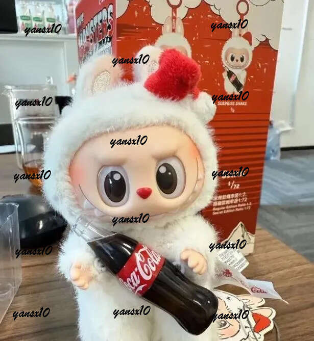 2025 Hidden Version Coke LaBuBu V3 V2 V1 Monsters Big Into Energy SeriesBlind B Kawaii Figure Face doll clothes Doll Keychain Decor Christmas blind ba