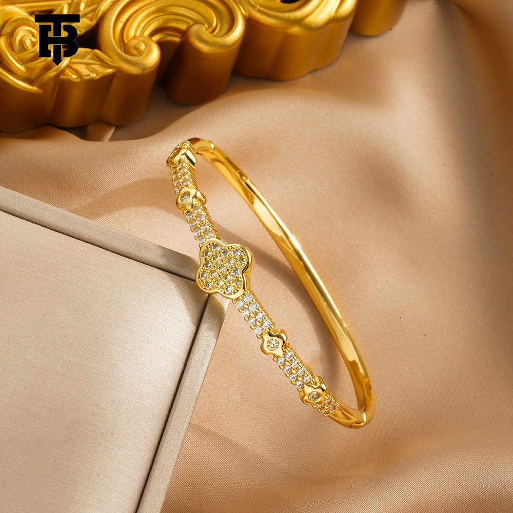 TB BHULAMTE Designer Ladies' New All-diamond Ultra-bright Petal Women's Bracelet Niche Fashionable And Sexy Outdoor Bracelet Wholesale