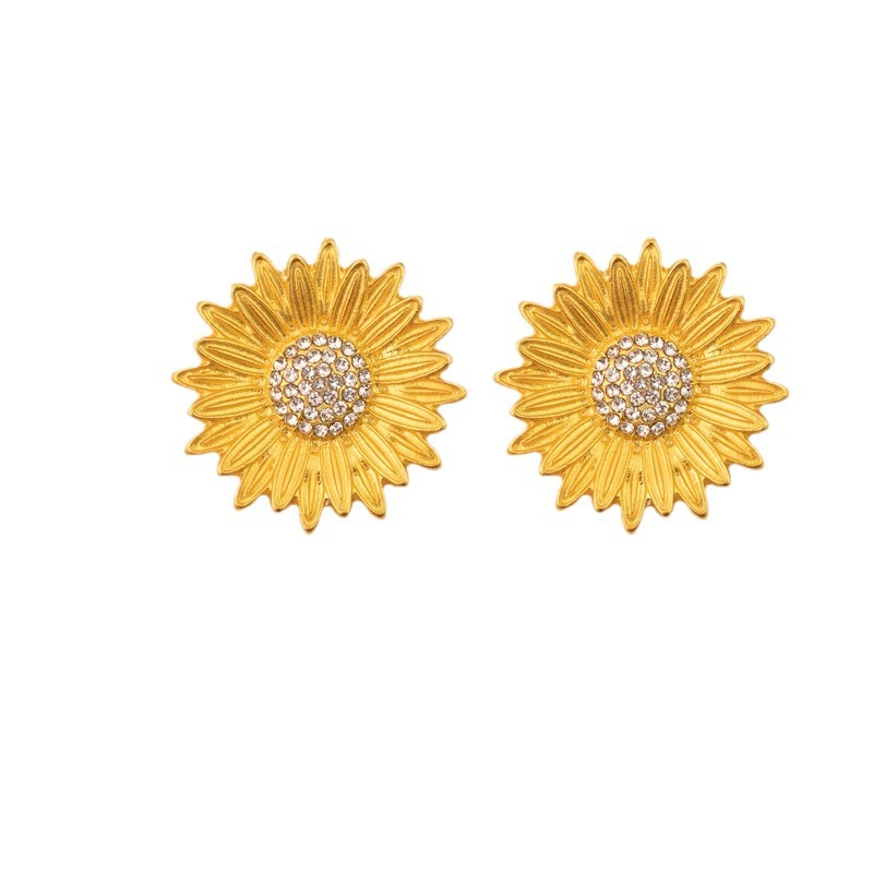 New Exclusive designed Daisy inspired All diamond encrusted Flower Earrings for Women S925 Silver tipped Alloy Studs a Touch of Luxury in Minimalist S