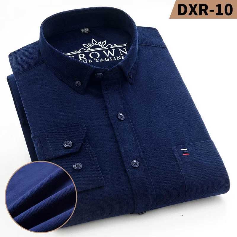 Autumn Winter Men Long Sleeve Regular Fit Business Solid Corduroy100 Cotton Casual Shirt for Mens Office Shirts with Pocket X250903