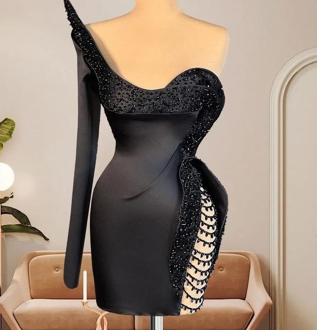 Chic Black Sheath Cocktail Dress One Shoulder Satin Beaded Crystals Short Mini Graduation Homecoming Dresses For Special Occasions Sweetheart Gowns