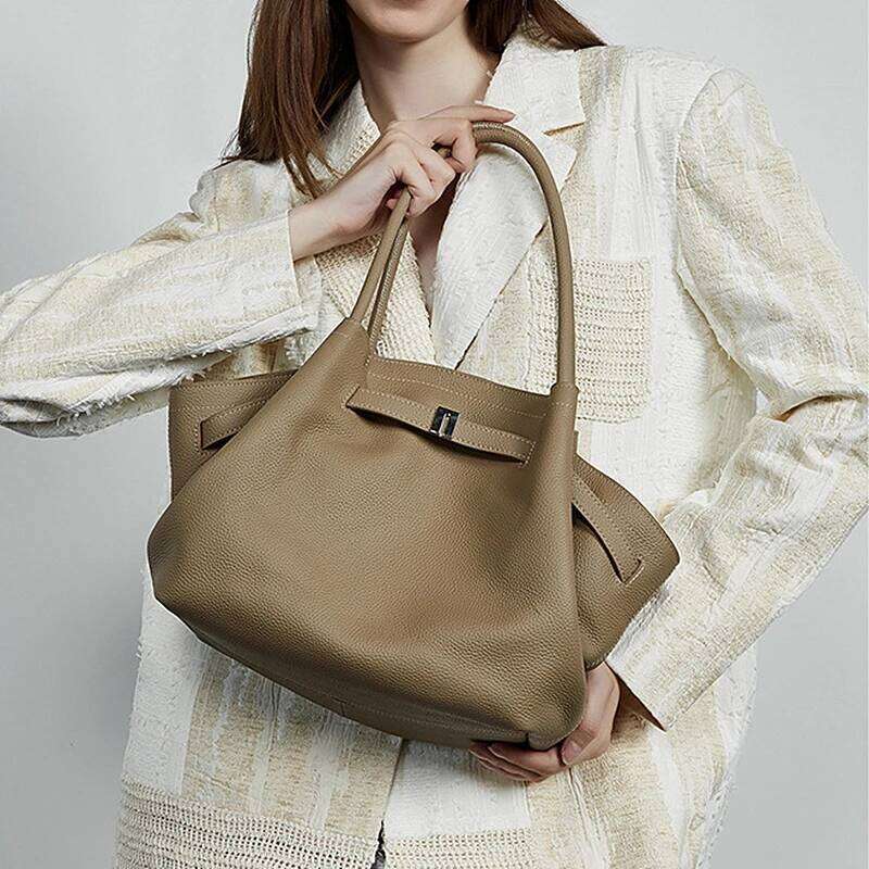 Cowhide Genuine Leather Tote Shoulder Bags For Women 2025 Trend Designer Pleated Work Shopper Underarm Ladies Handbags