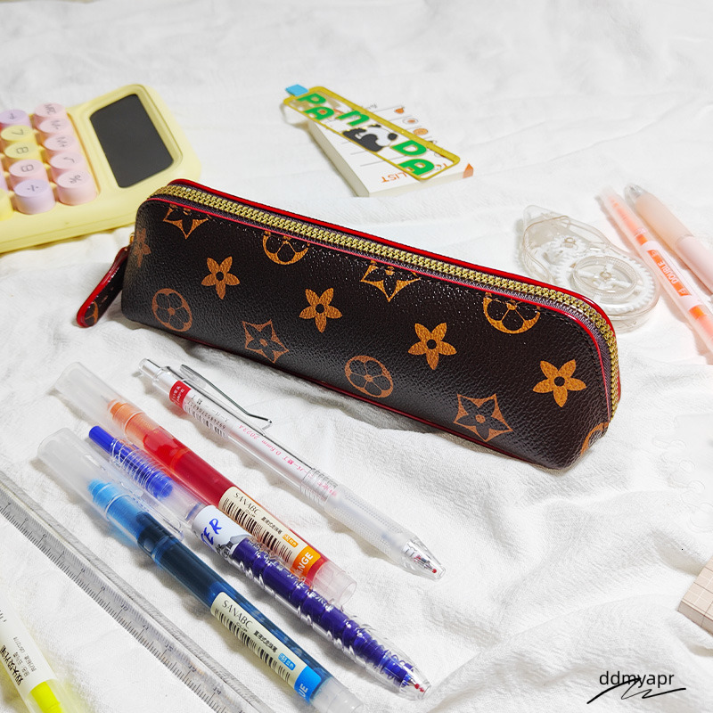 Wholesale Classic Printed Leather Stationery Bag , Student Large-Capacity Pen ddmyaug Case ,Fashionable Patterns