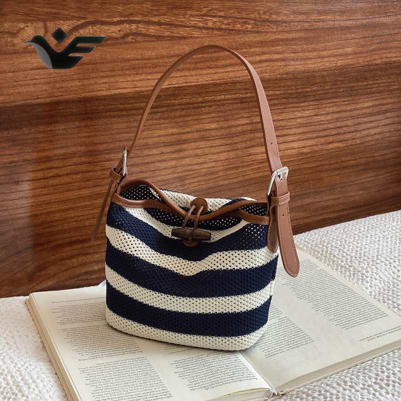 Feiyan Free Shipping New Designer Bag Luxury Shopping Bag Large Capacity Hollow Out Handheld Bucket Bag For Women Summer New High-end Casual Woven Sho