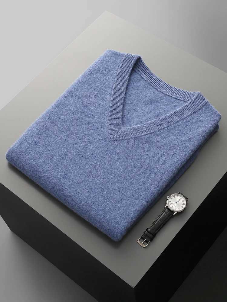 Basic Autumn Winter Sweater Vest 100 Merino Wool Vest Mens Vest Pullover VNeck Warm Sleeveless Commut Versatile Waistcoat TopXJ250904