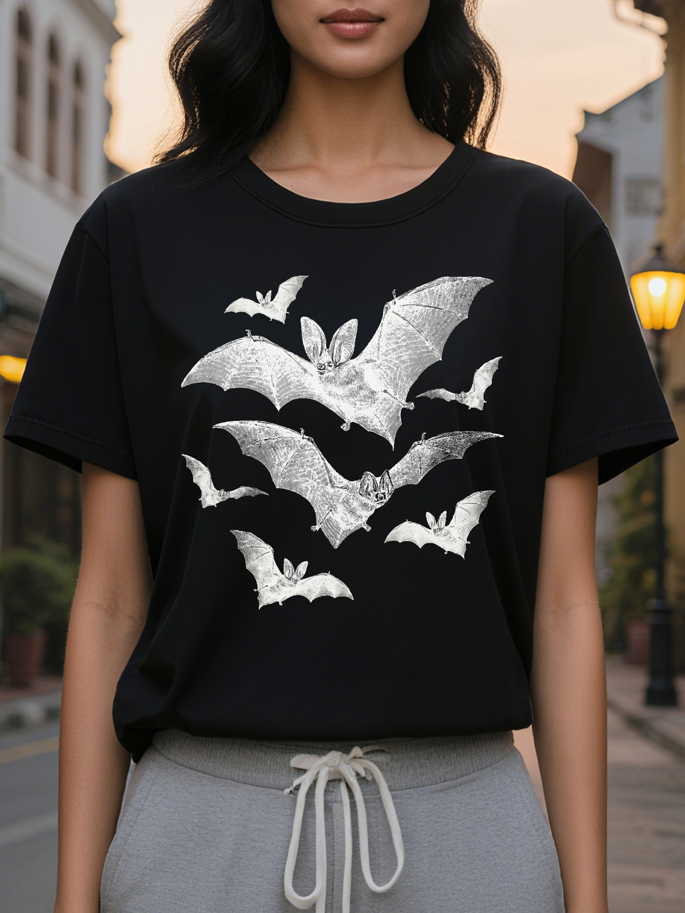 Large XL Vibrant Bat Print Crew Neck T-Shirt Women's Casual Short Sleeve Tees Spring Summer Comfortable Relaxed Fit Soft Plus Size