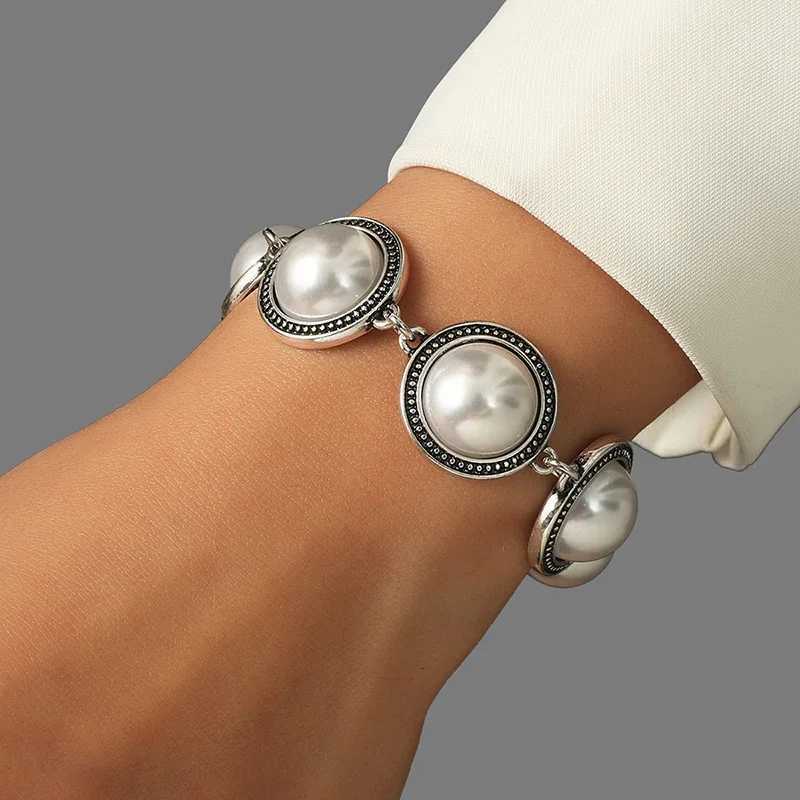 Fashion Boho Vintage Round Pearl Bracelets Bangles For Women Black Bead Vintage Adjustable Bracelet Jewelry Y250904