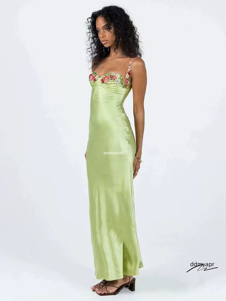 Long-Style European-Style Lady's Sleeveless Pullover Straps, A-Line With Embroidered Ddmyday Flowers, Full-Skirted Dress Ddmyday Ddmyday Ddmyday 