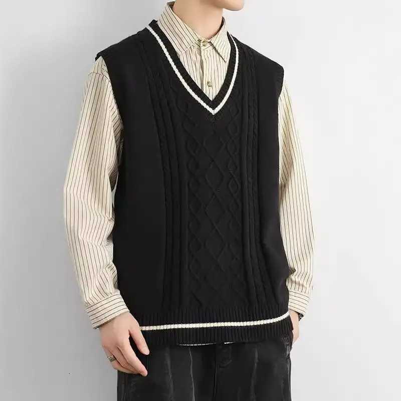 New Autumn and Winter Loose American Retro Sweater Vest Sleeveless Sweater Mens Casual TopXJ250904