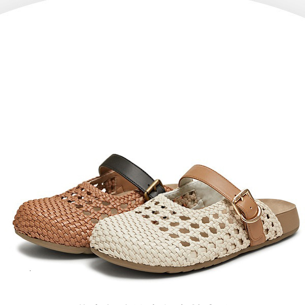 2025 Designer's New Woven Hollow Retro Thick Bottom Closed Toe Fashion Half Slippers