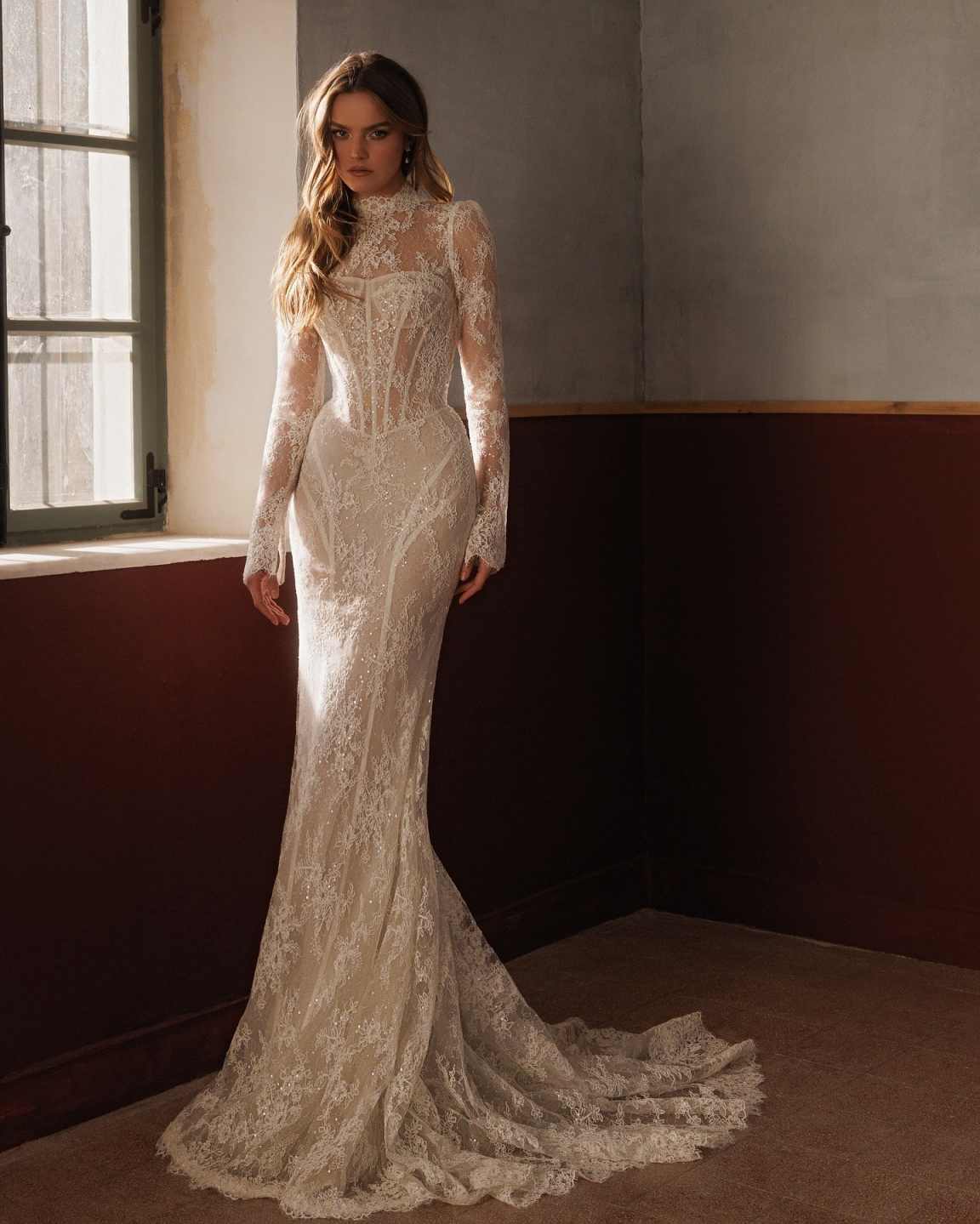 Detachable Train Shiny Lace Long Wedding Dress Modest High Collar Bridal Gown Customized Satin Backless Dresses For Bride