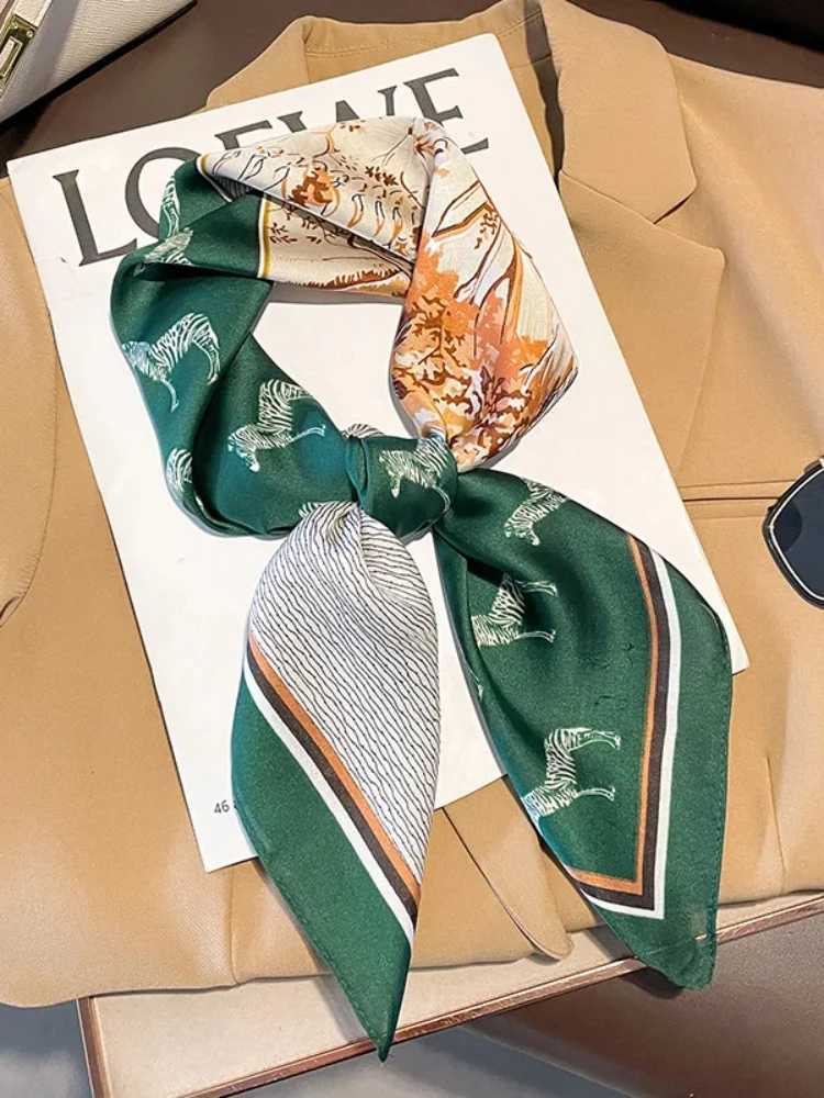 Designer Fashion Scarves for Wen Shawl Horse Print Silk Satin Hijab Scarf Fa 7070cm Luxury Brand Square Shawls Scarfs For Ladies G250904