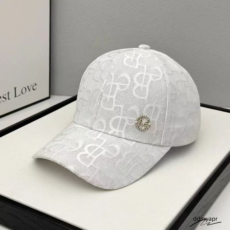 Designer Cap Men Adjustment Baseball Hats High Quality Women Fitted Caps Fashion Fedora Crystal Letters Stripes Beanie Ddmyday Hat Ddmyday Ddmyday Ddm