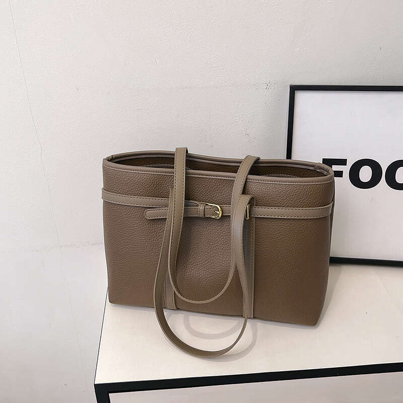 2025 New Korean Version Large Capacity for Women Versatile Commuter Tote Handbag Shoulder Bag