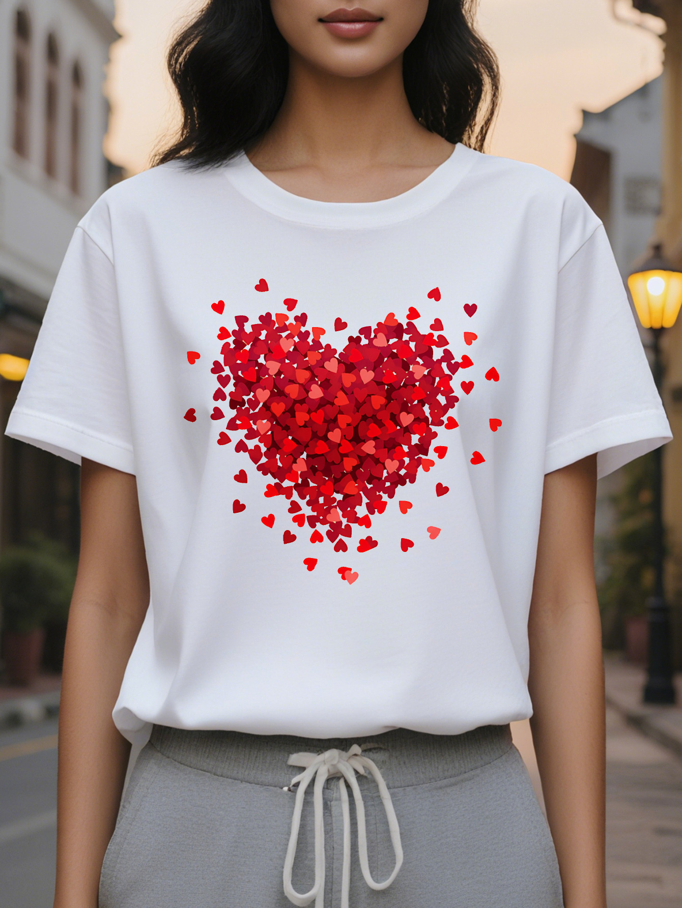 Heart Print T-Shirt Short Sleeve Round Neck Casual Top for Summer and Spring Women