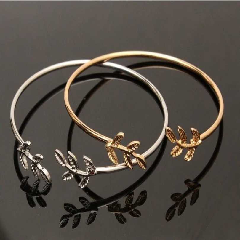 New Fashion Simple Heart Bracelet For Women Girl Accories Open Bangles Jewelry Wedding Party 2025 Tren Bracelets GiftXJ250904