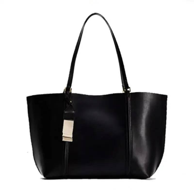 Light And Fashionable New Large Capacity Single Shoulder Women For Outdoor Travel Shoppers Hand-held Tote Bag Trendy