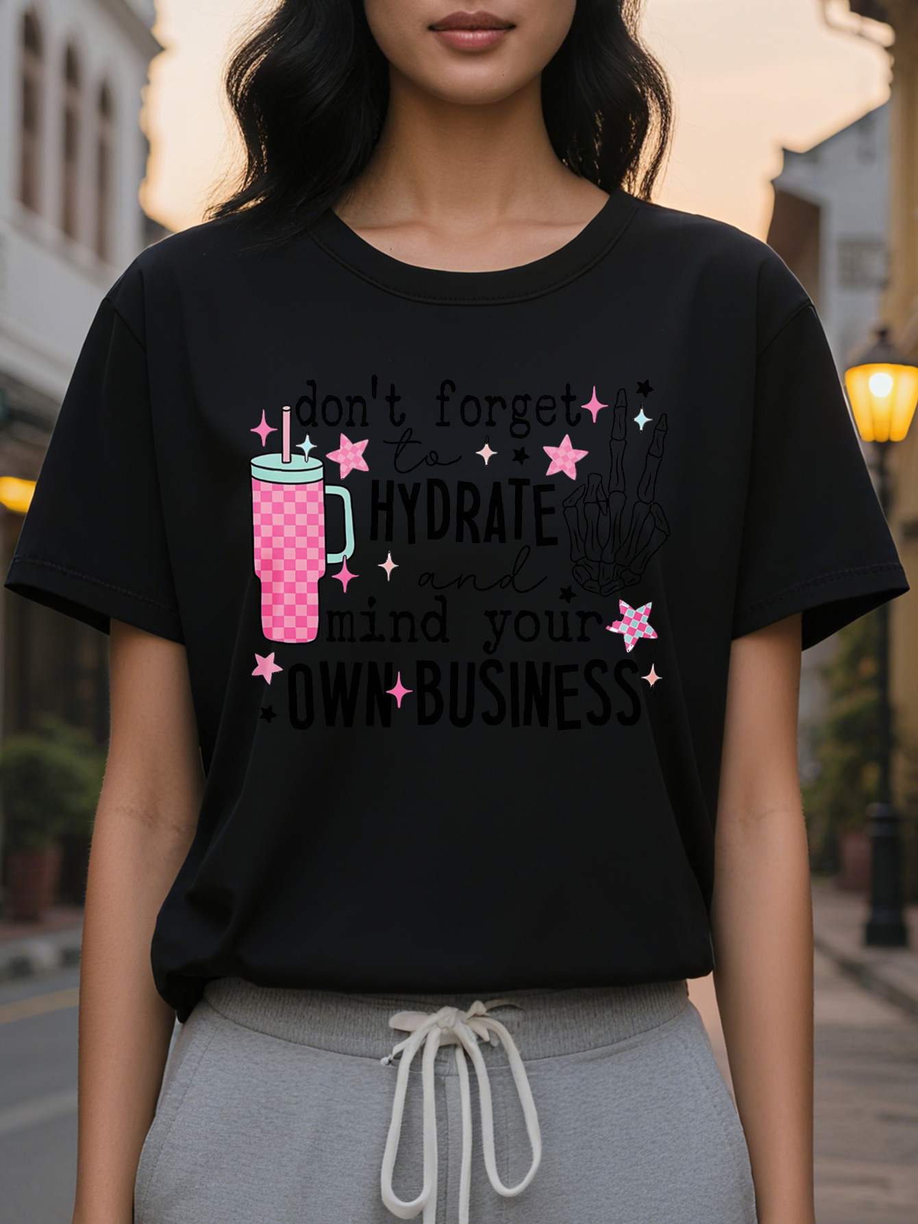 Ladies Don't Forget to Replenish Water Take Care of Yourself Pattern T Shirt White Short Sleeved Round Neck Jacket