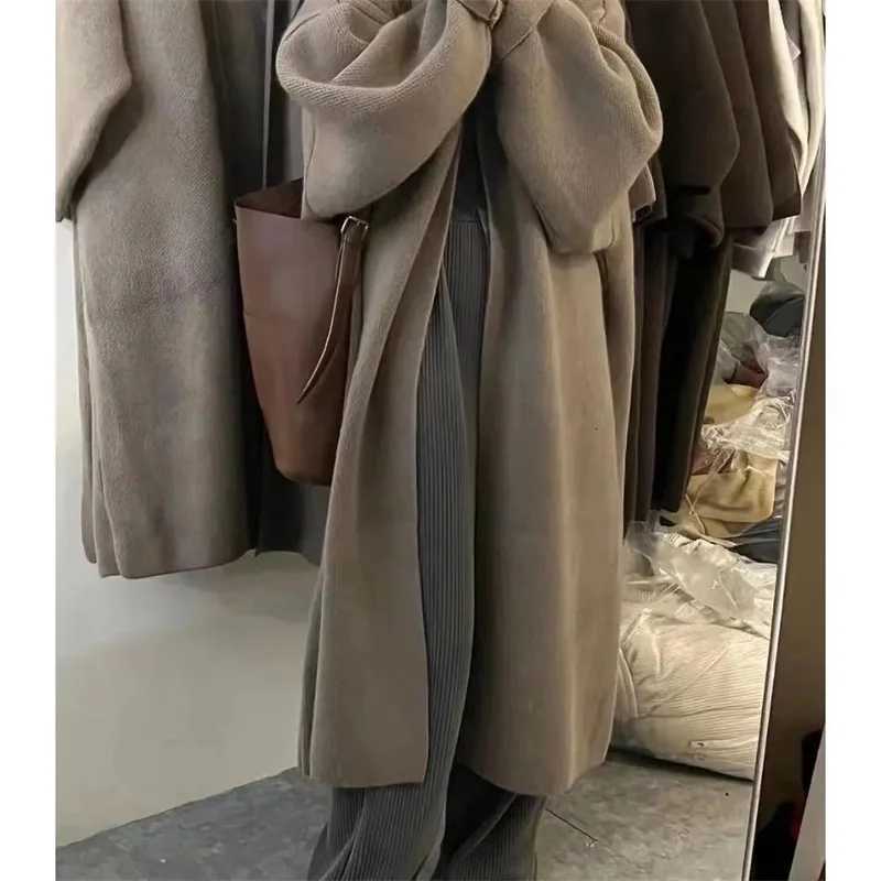 Lazy Style Mid Length Knee Length Knitted Cardigan Sweater for Autumn and Winter Loose and Niche Design Coat Feeling Soft Jacket M250904