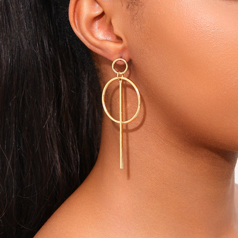 1 Pair Fashion Trend Designer Luxury Free Shipping New Simple Metal Creative Round Circle Women's Earrings Suitable For Commuting Personality Mat