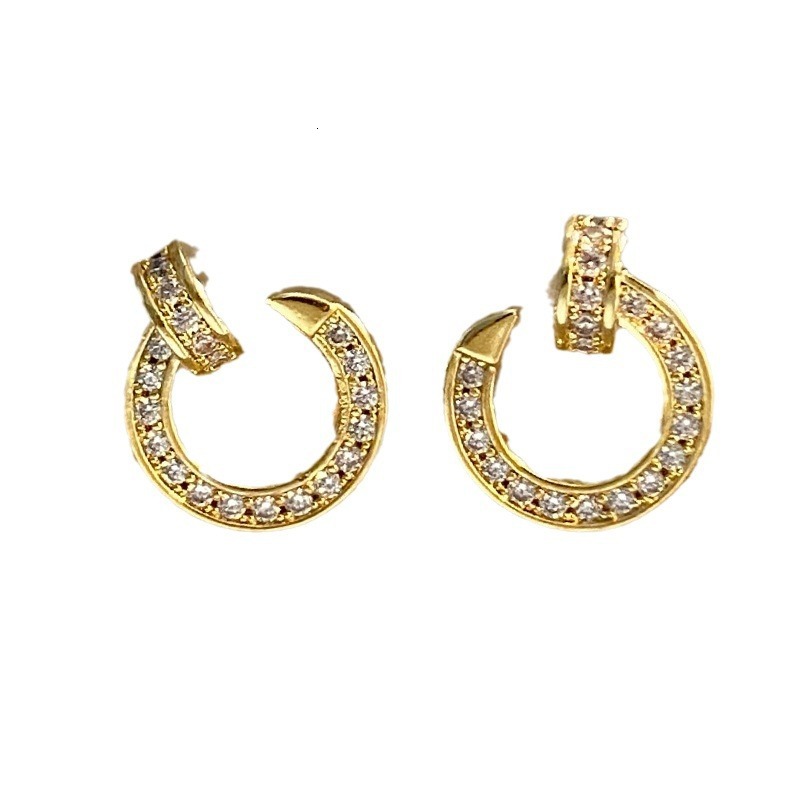 New Fashion Earrings Niche High-end Super Shiny Metal Kajia Design Simple Round Designer Luxury Free Shipping Elegant Personality Trendy Cool Women