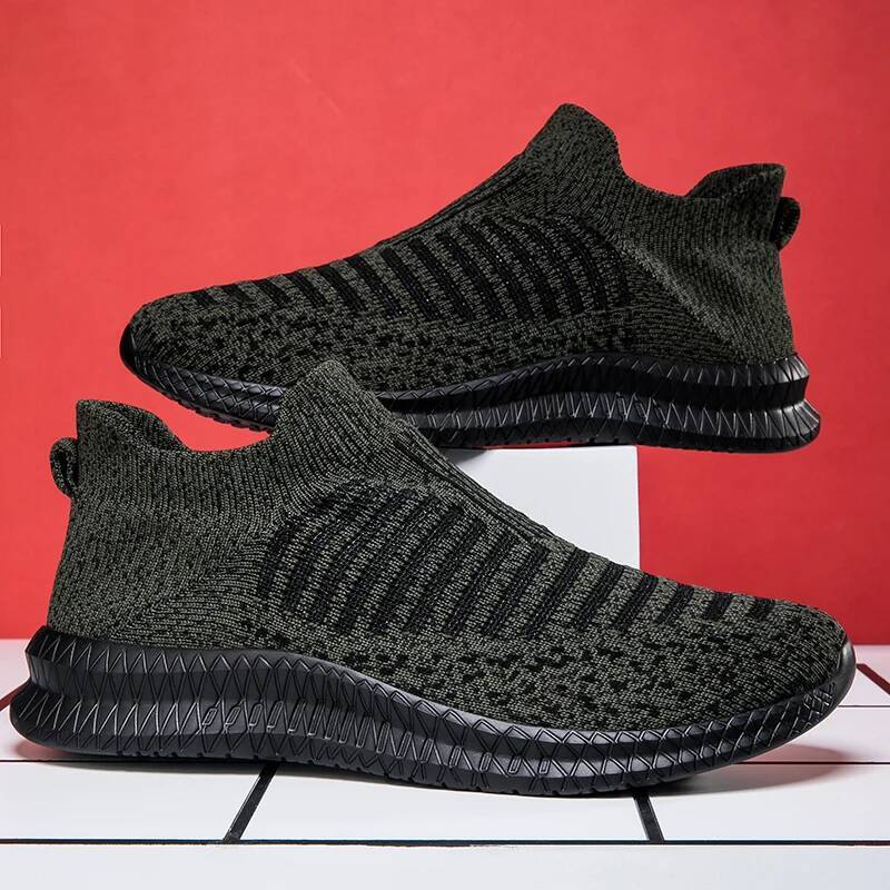 Breathable Men Casual Lightweight Outdoor Male Walking Anti-slip Men's Sneakers Slip on Flats Vulcanized Shoes ddmysaturn